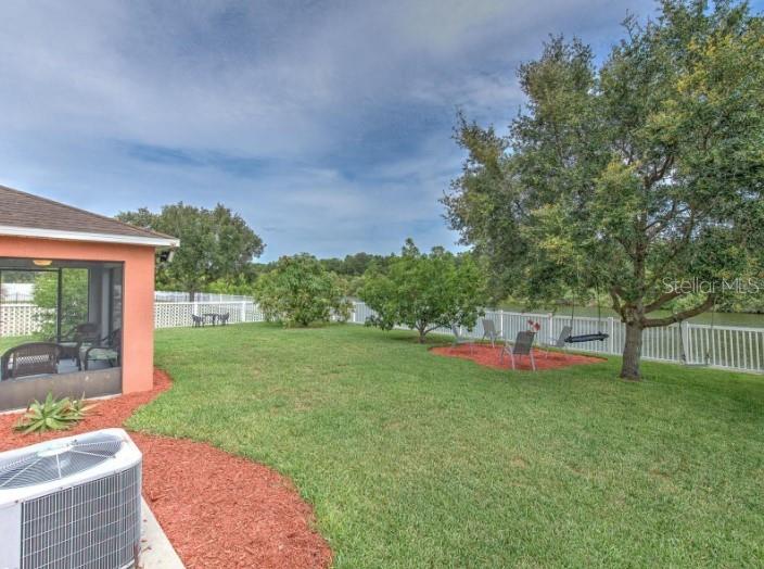 Image 18 of 24 For 7516 Forest Mere Drive