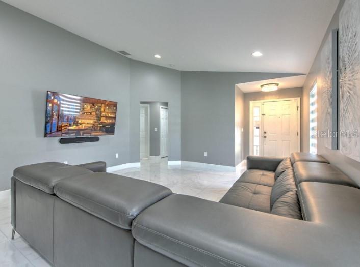 Image 4 of 24 For 7516 Forest Mere Drive