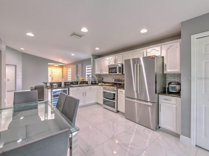 Image 5 of 24 For 7516 Forest Mere Drive