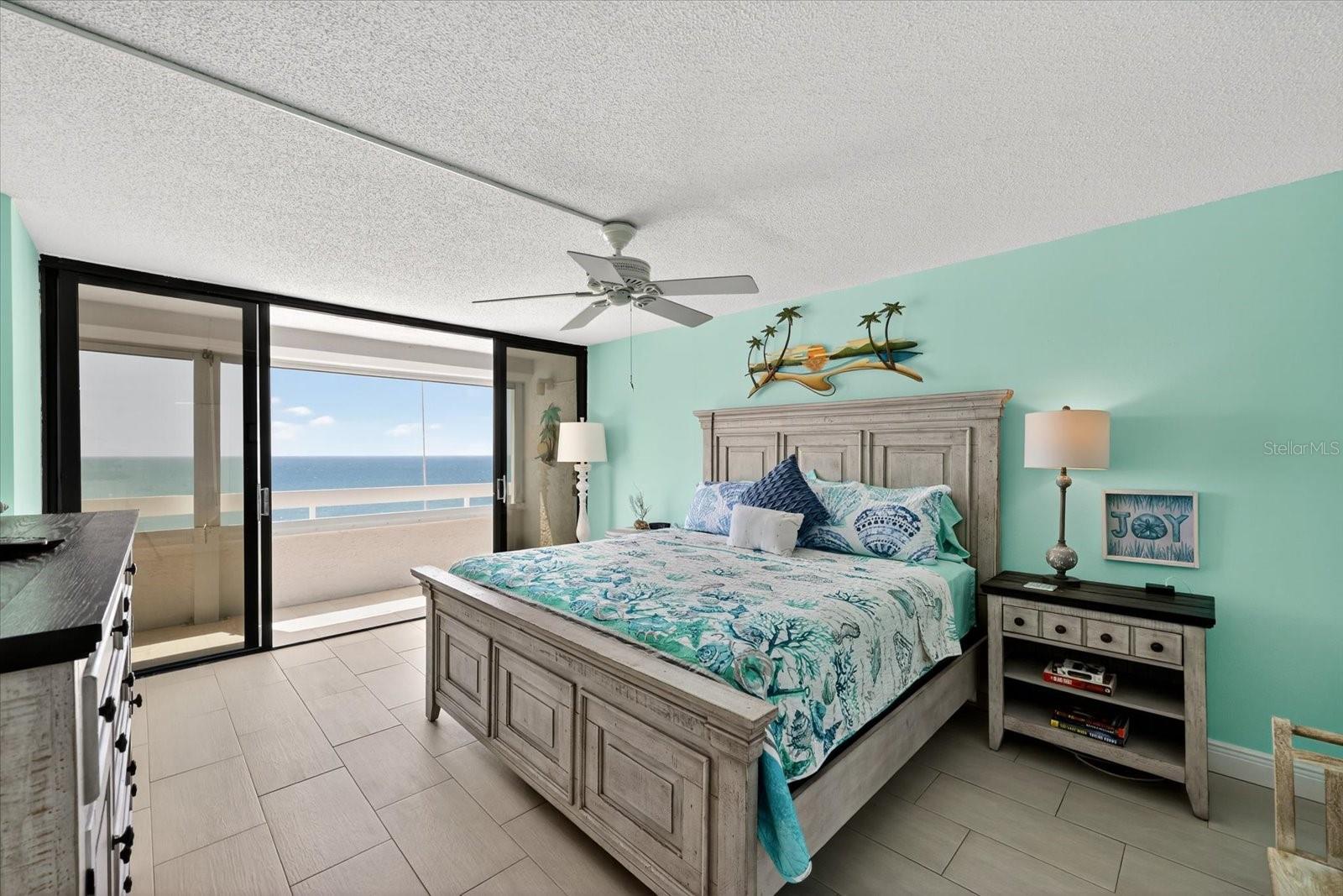 Image 15 of 43 For 17900 Gulf Boulevard 11c