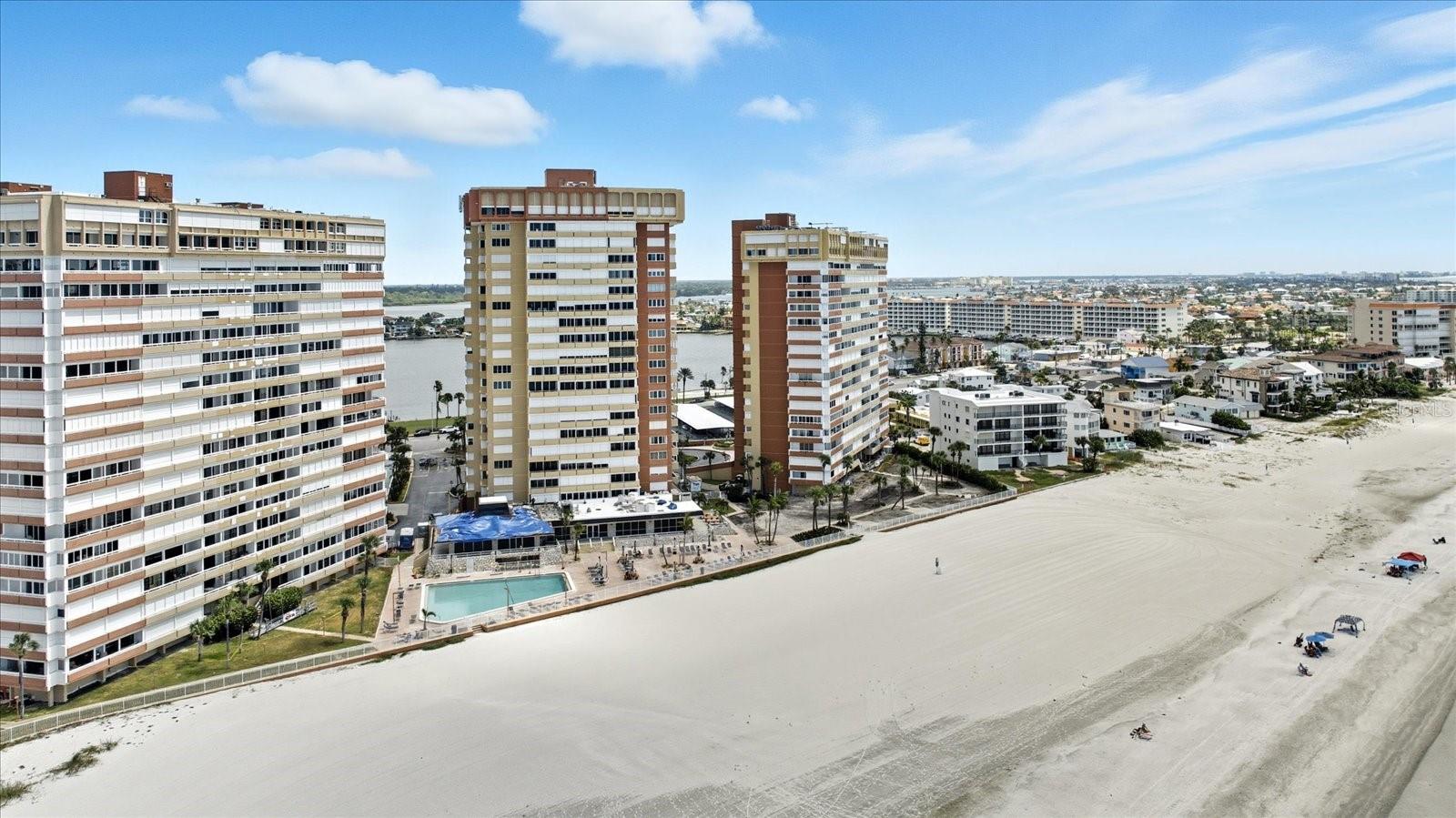 Image 31 of 43 For 17900 Gulf Boulevard 11c
