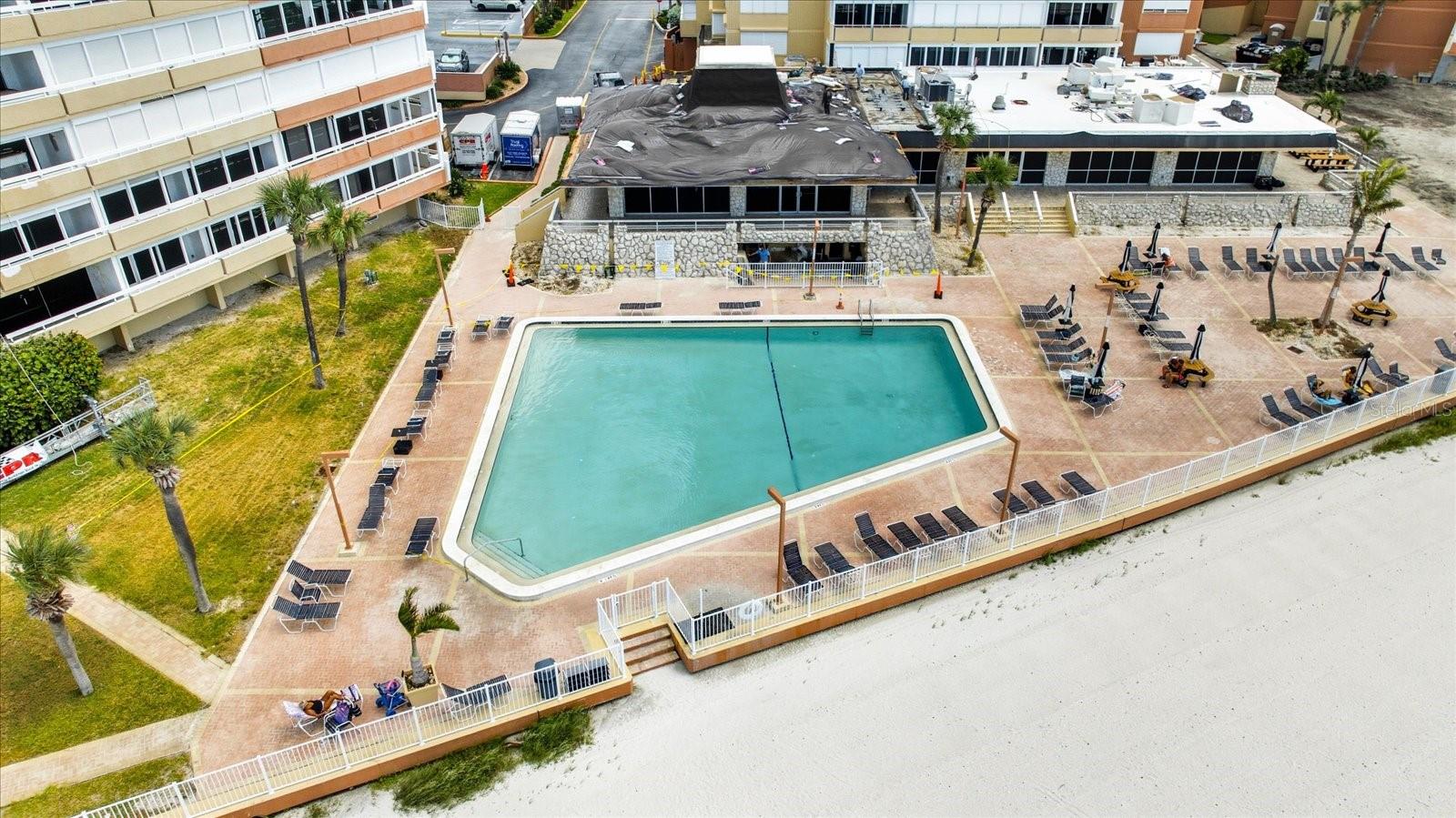 Image 32 of 43 For 17900 Gulf Boulevard 11c