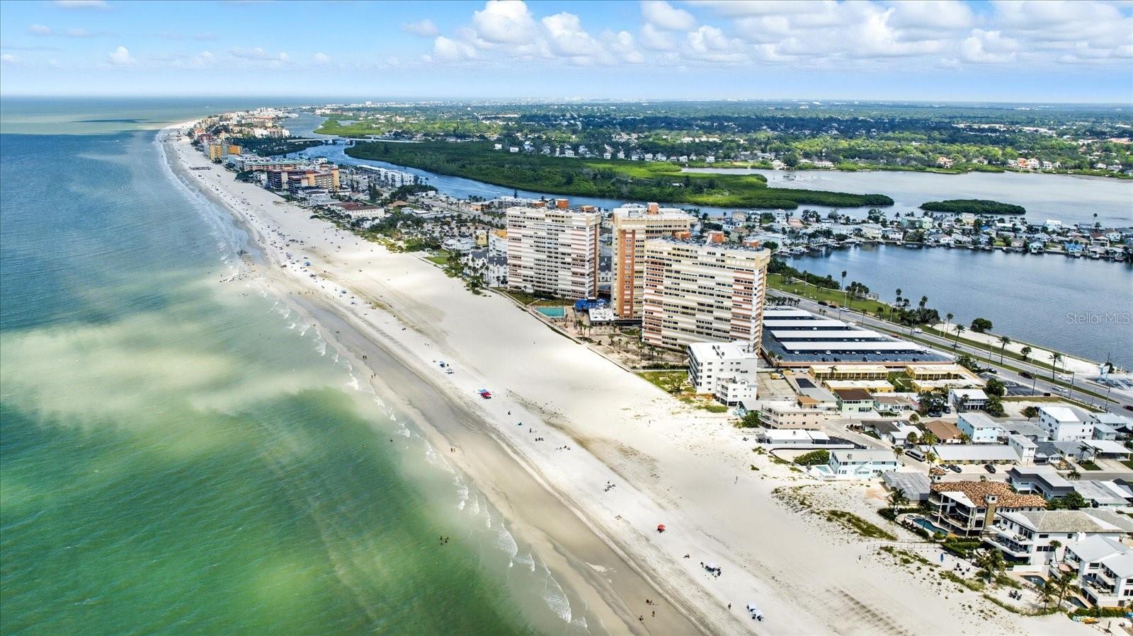 Image 35 of 43 For 17900 Gulf Boulevard 11c