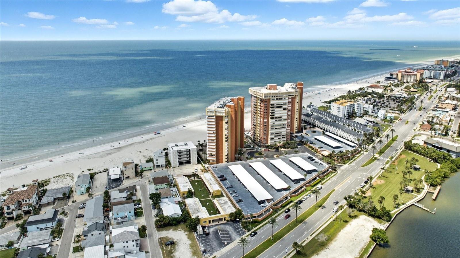 Image 40 of 43 For 17900 Gulf Boulevard 11c