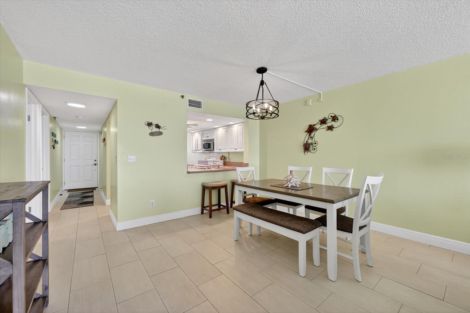 Image 9 of 43 For 17900 Gulf Boulevard 11c