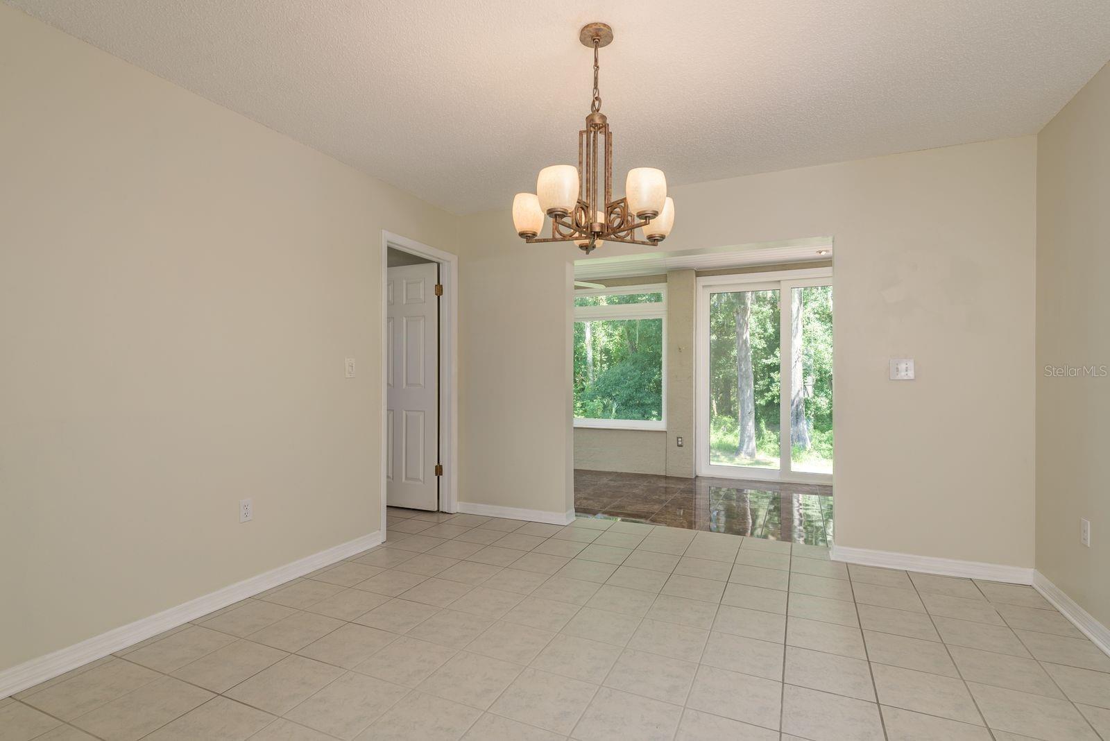 Image 10 of 49 For 2837 Longleaf Lane