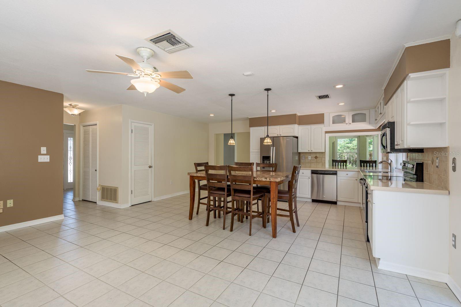 Image 13 of 49 For 2837 Longleaf Lane