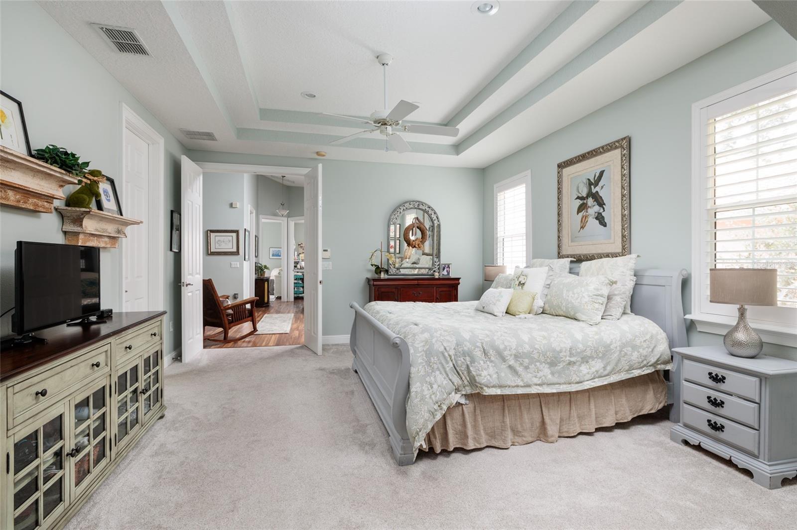 Image 17 of 45 For 190 Banyan Bay Drive