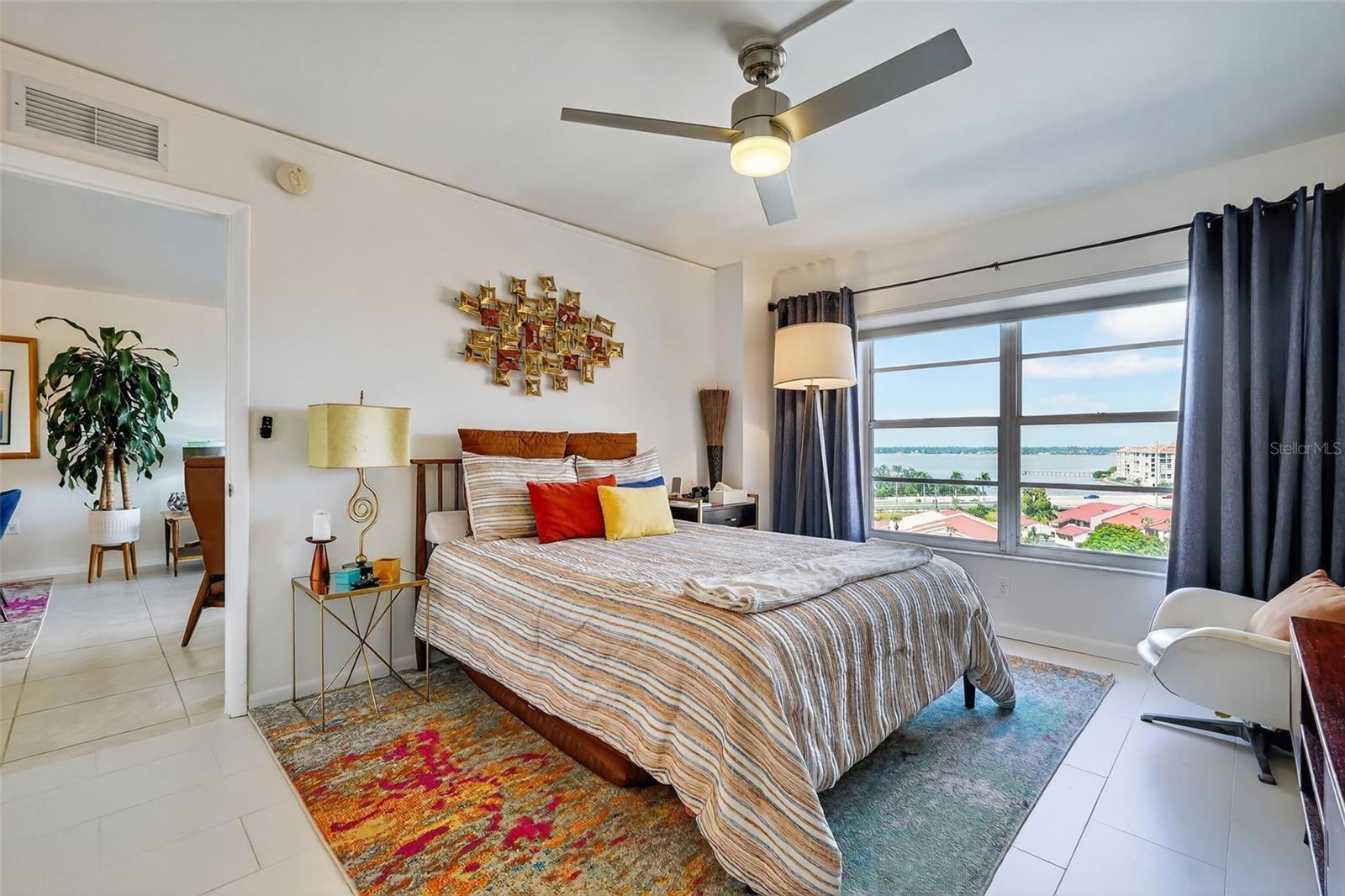 Image 13 of 25 For 4900 Brittany Drive S 909