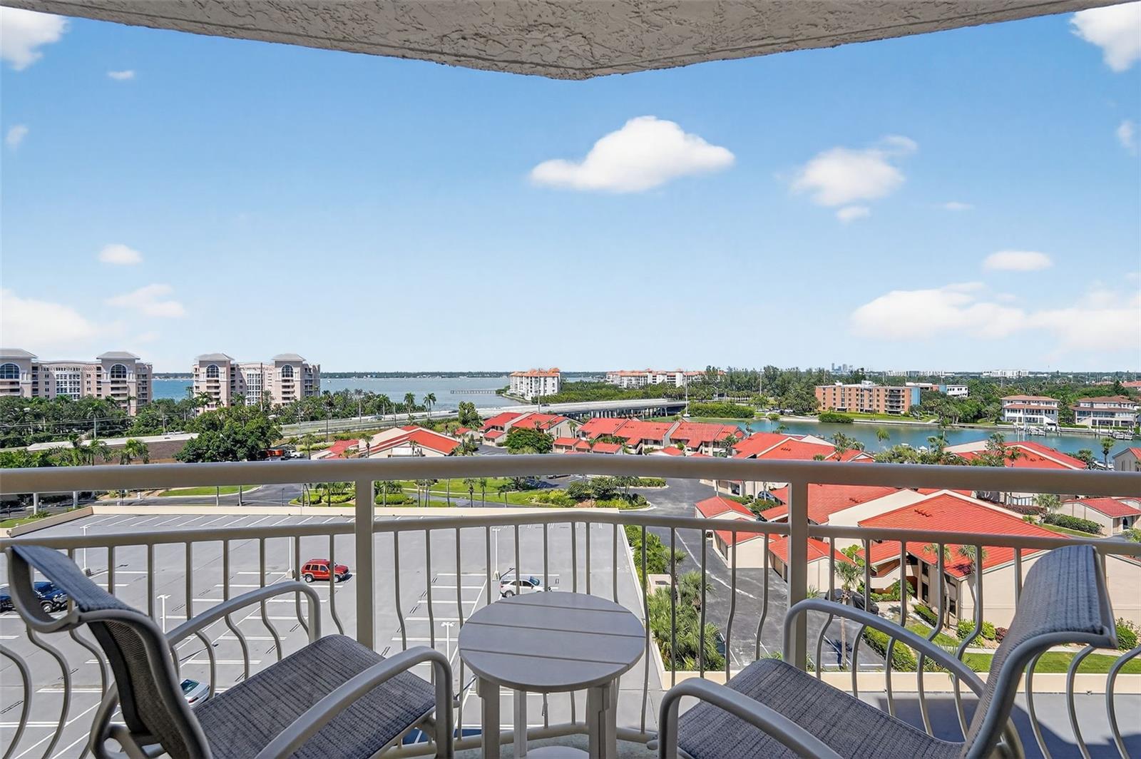 Image 18 of 25 For 4900 Brittany Drive S 909