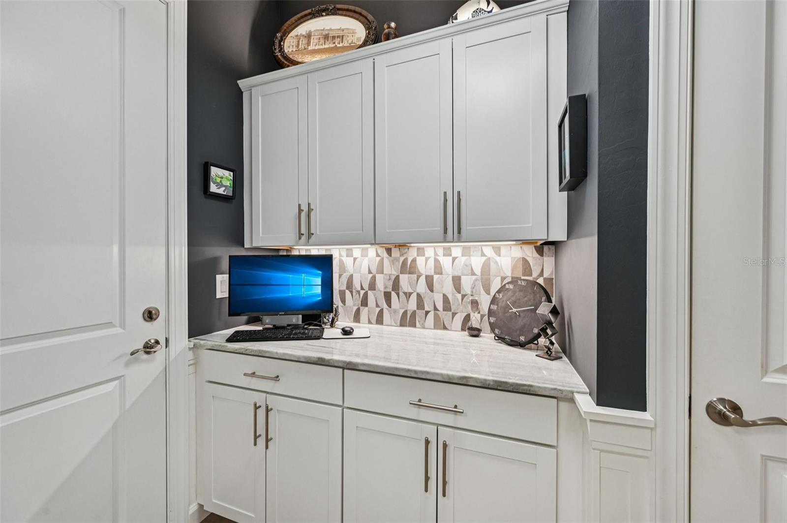 Image 18 of 46 For 25019 Coquina Ridge Way