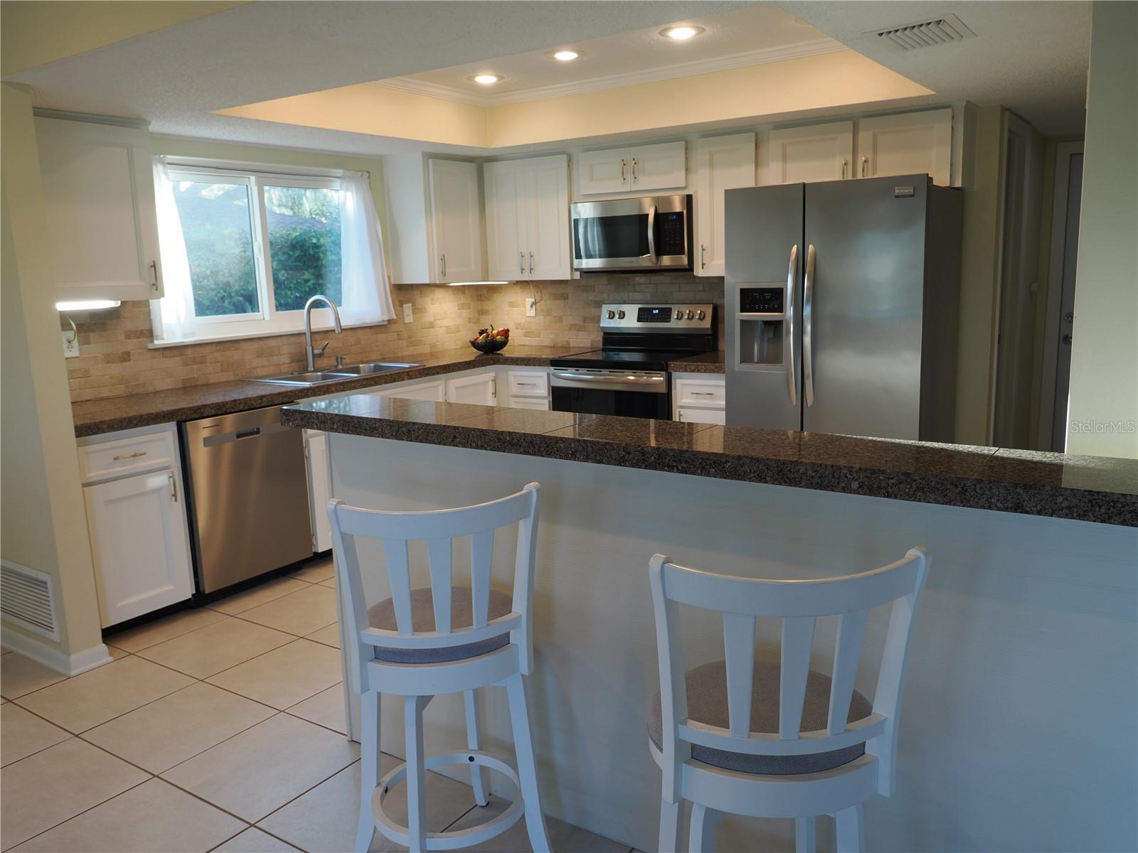 Image 20 of 53 For 190 Water Oak Way