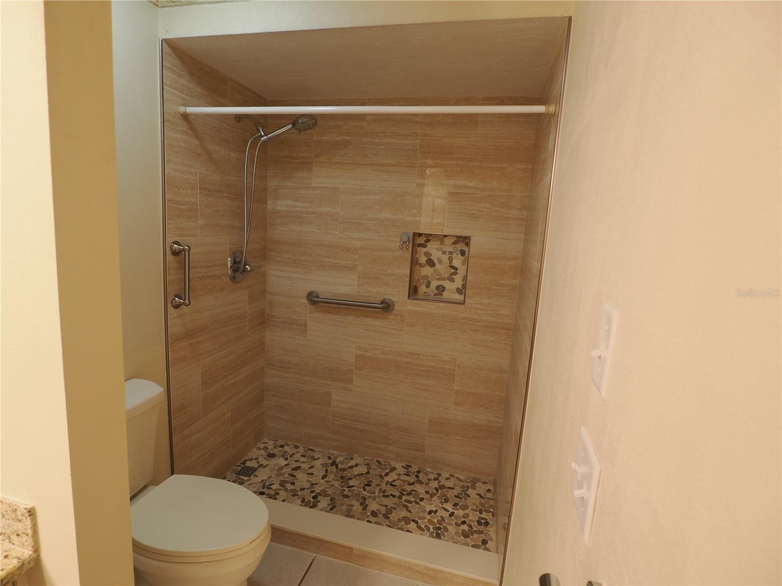Image 37 of 53 For 190 Water Oak Way
