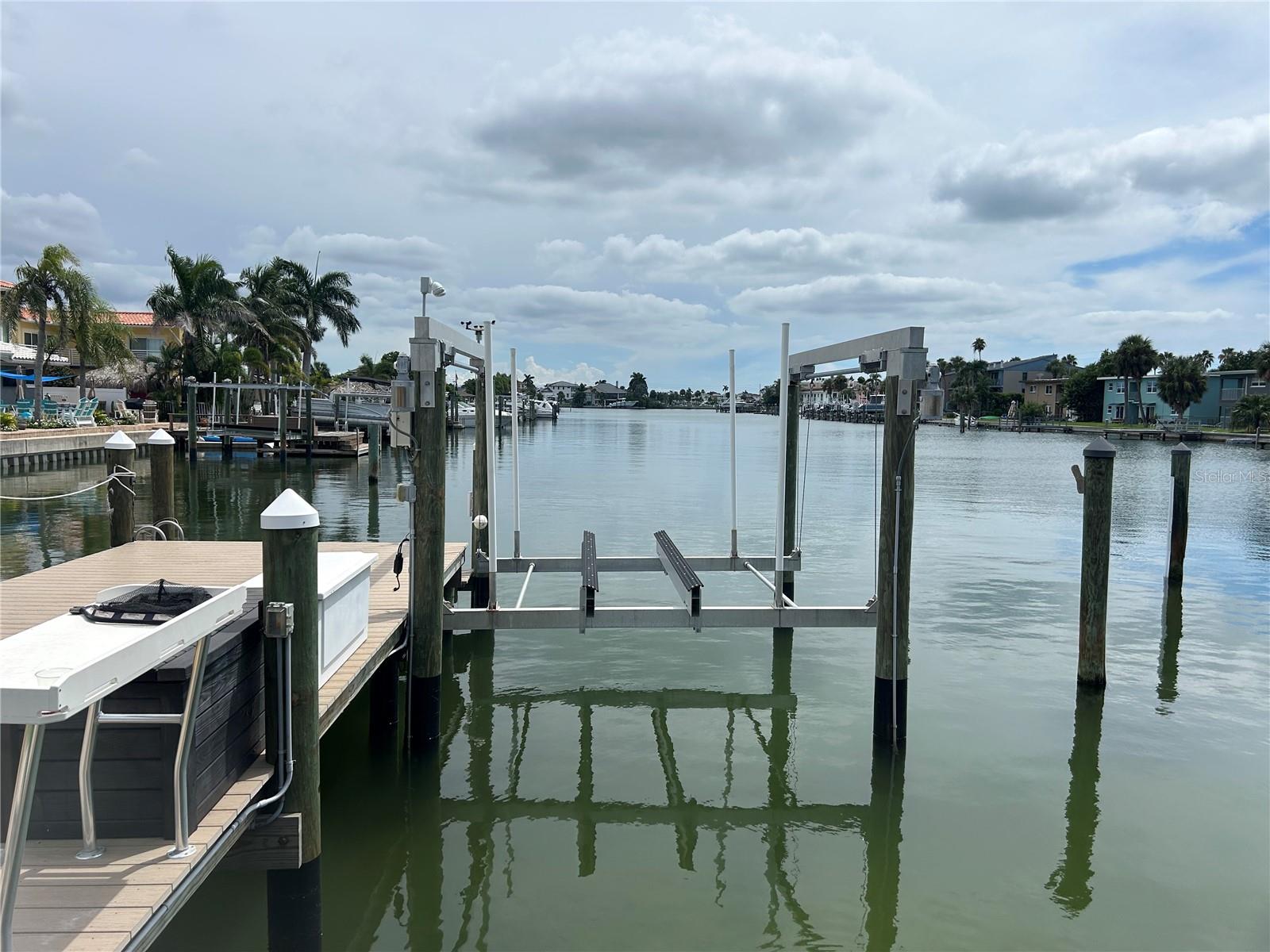 Image 12 of 14 For 365 Capri Boulevard