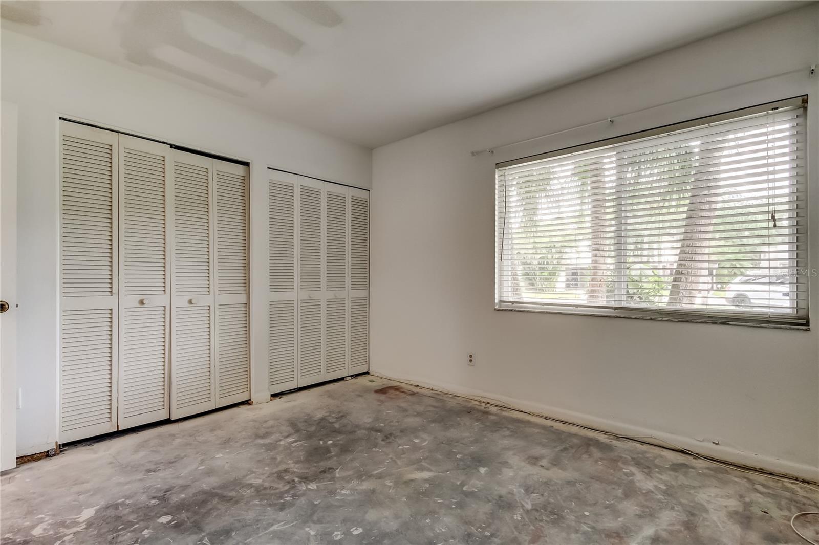 Image 14 of 31 For 2670 Barksdale Ct