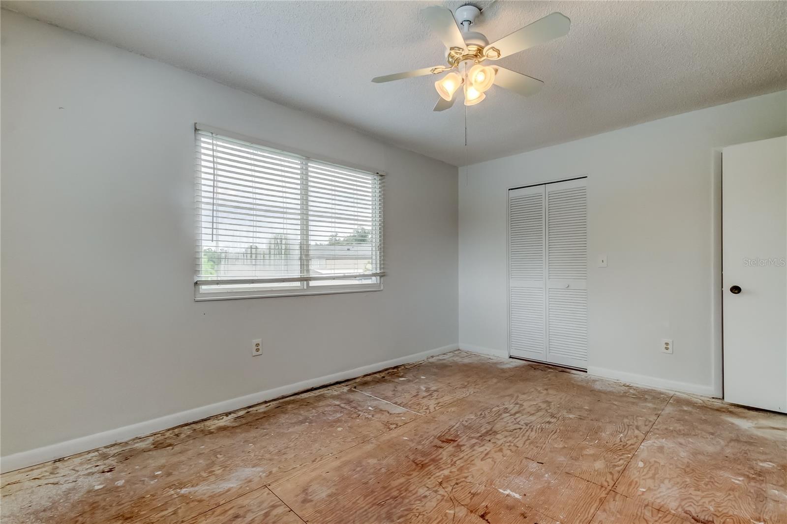 Image 18 of 31 For 2670 Barksdale Ct