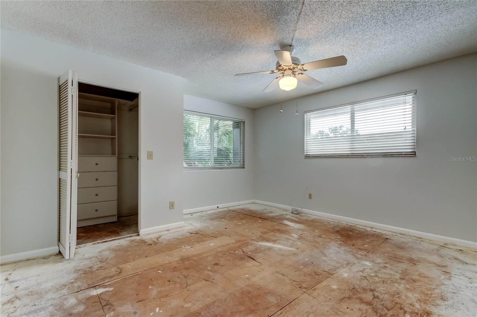 Image 19 of 31 For 2670 Barksdale Ct