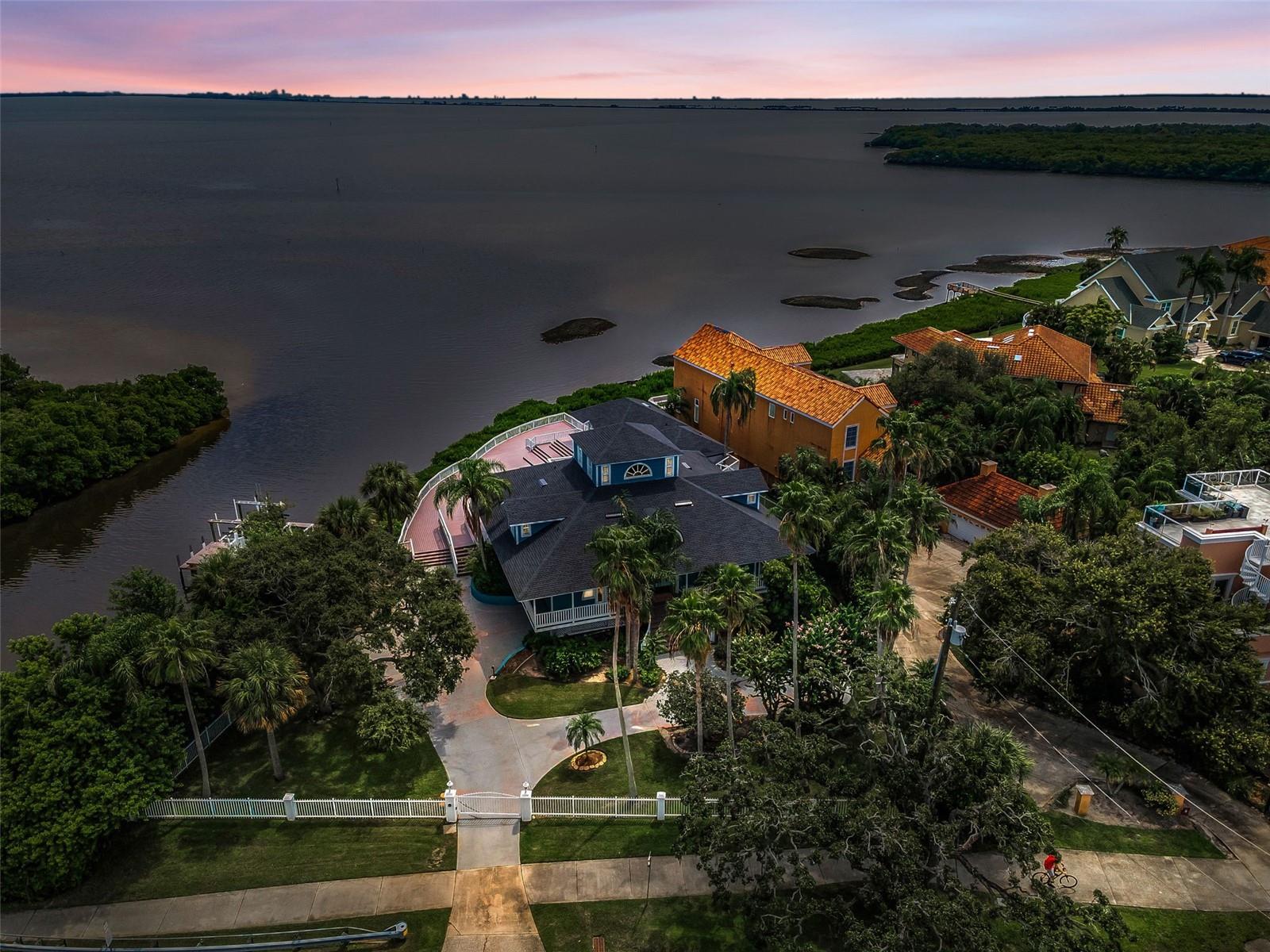 Image 46 of 54 For 1100 Bayshore Boulevard