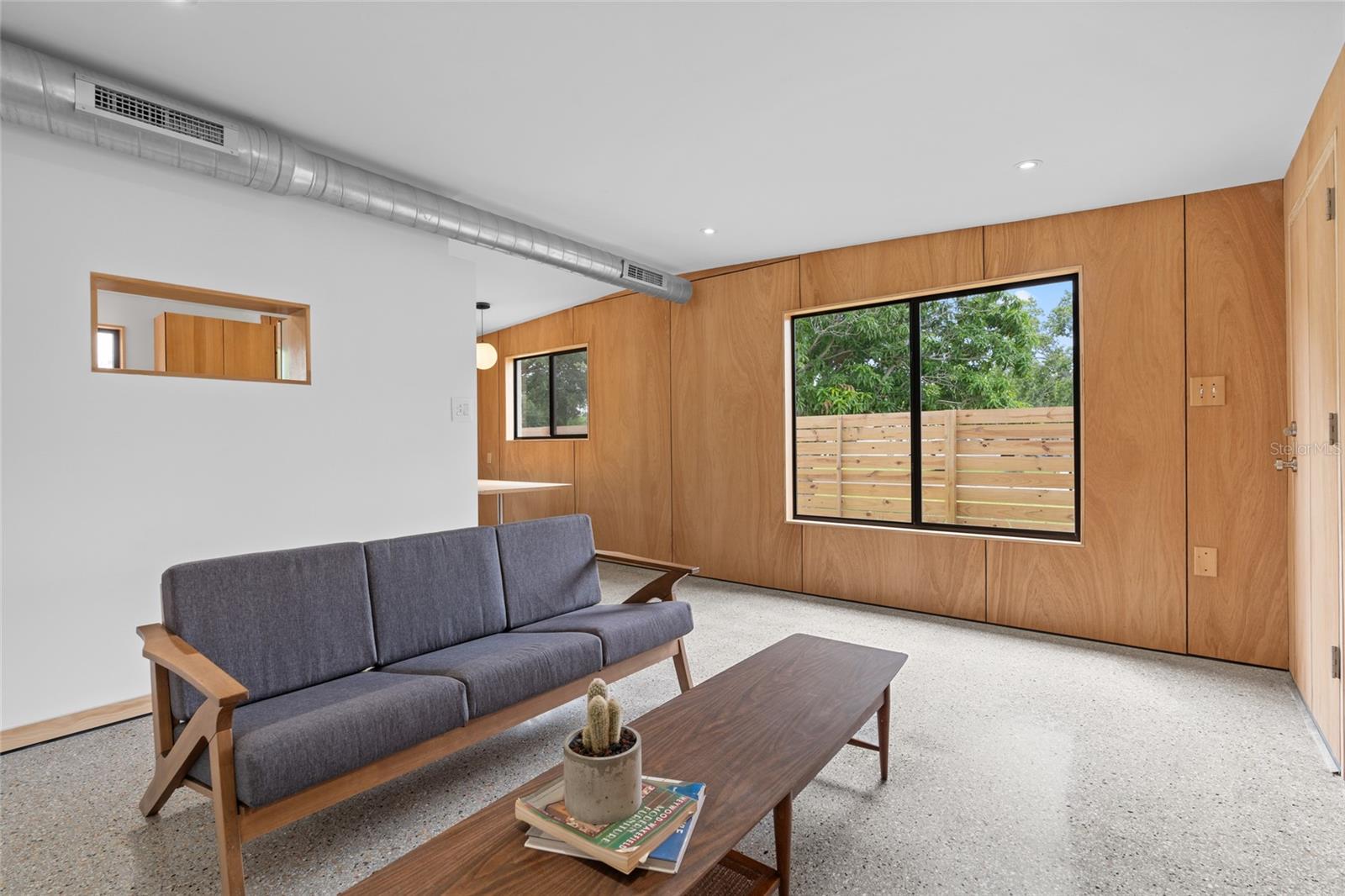 Image 15 of 33 For 8597 93rd Avenue