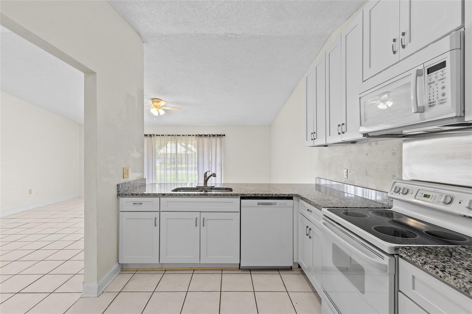 Image 3 of 21 For 5898 Sagunto Street