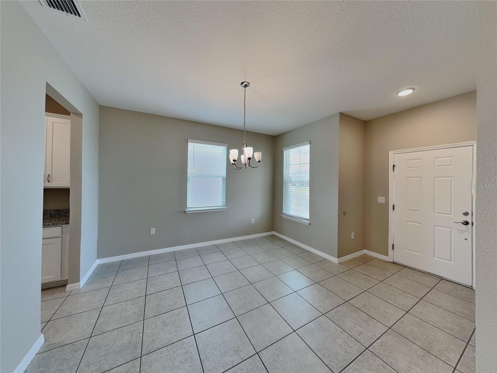 Image 5 of 23 For 1403 Flatwood Street