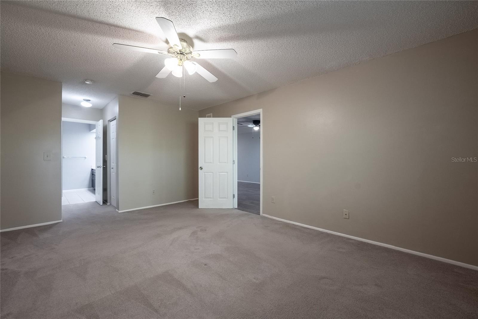 Image 16 of 50 For 2238 Lark Circle W C
