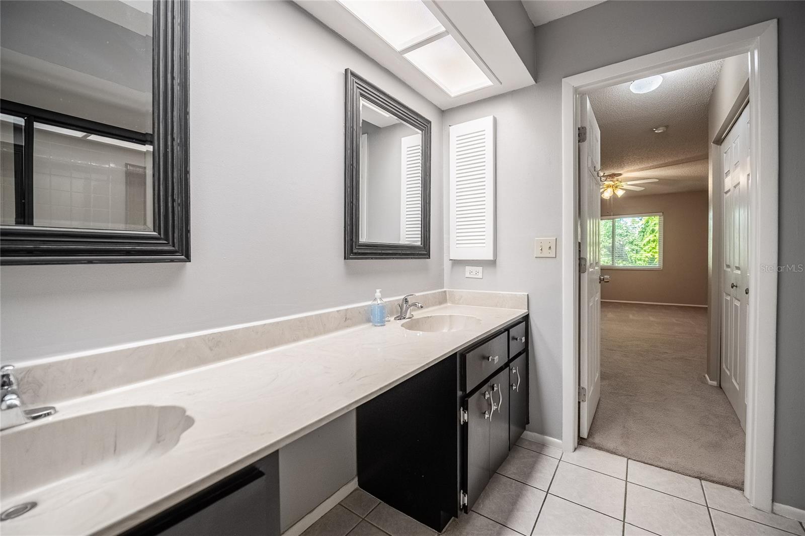 Image 21 of 50 For 2238 Lark Circle W C
