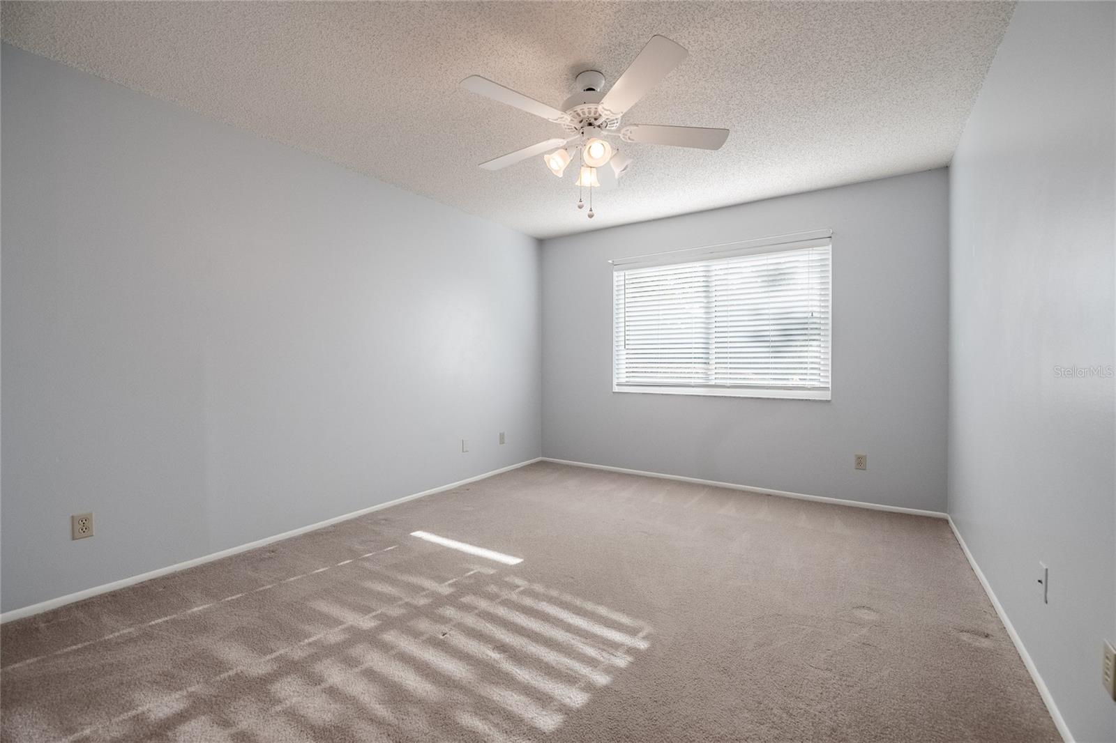 Image 22 of 50 For 2238 Lark Circle W C