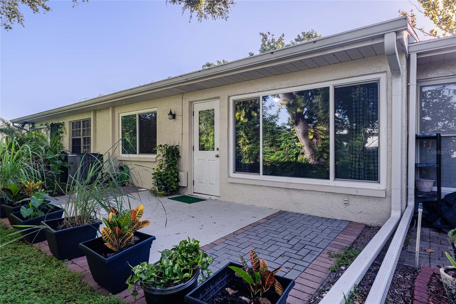 Image 26 of 50 For 2238 Lark Circle W C