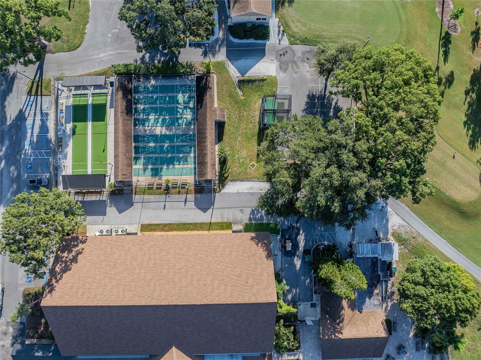 Image 33 of 50 For 2238 Lark Circle W C
