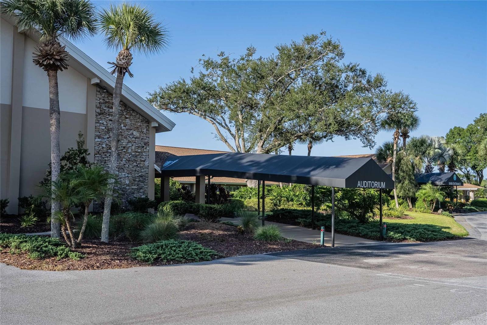 Image 40 of 50 For 2238 Lark Circle W C