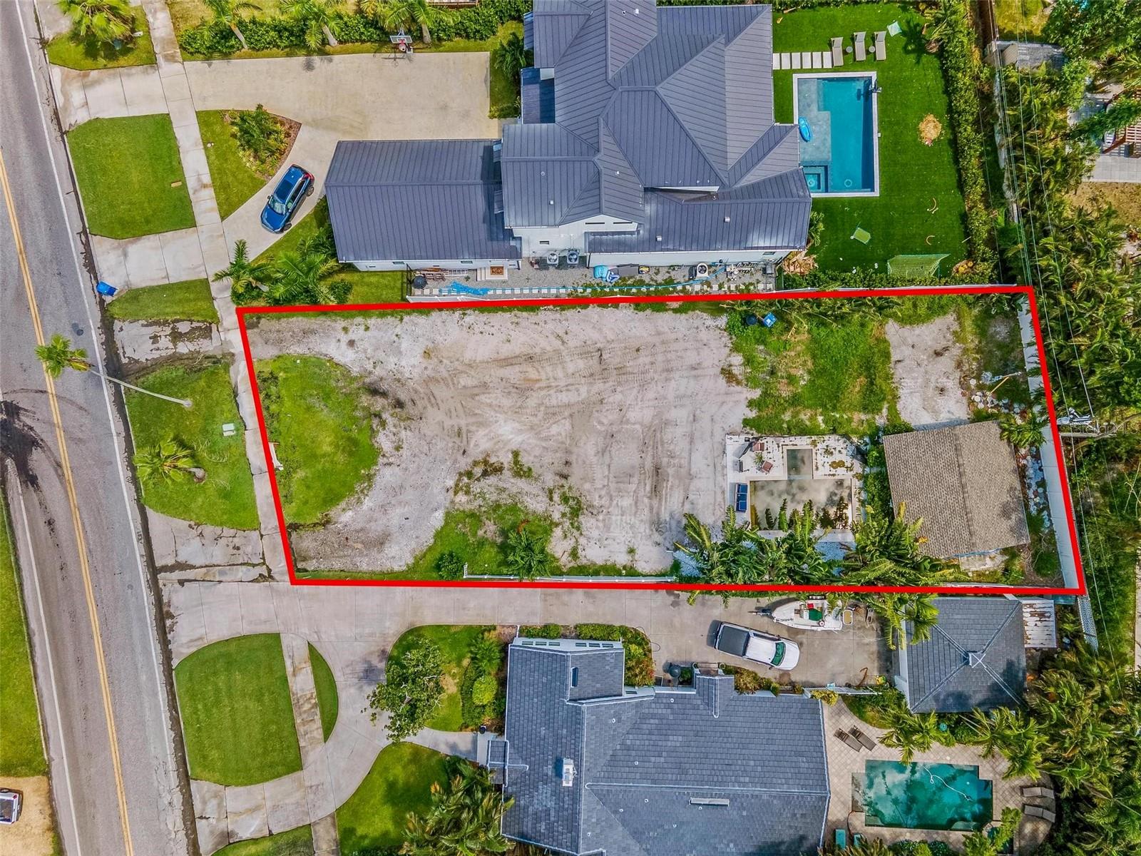 Image 12 of 15 For 827 Snell Isle Boulevard Ne