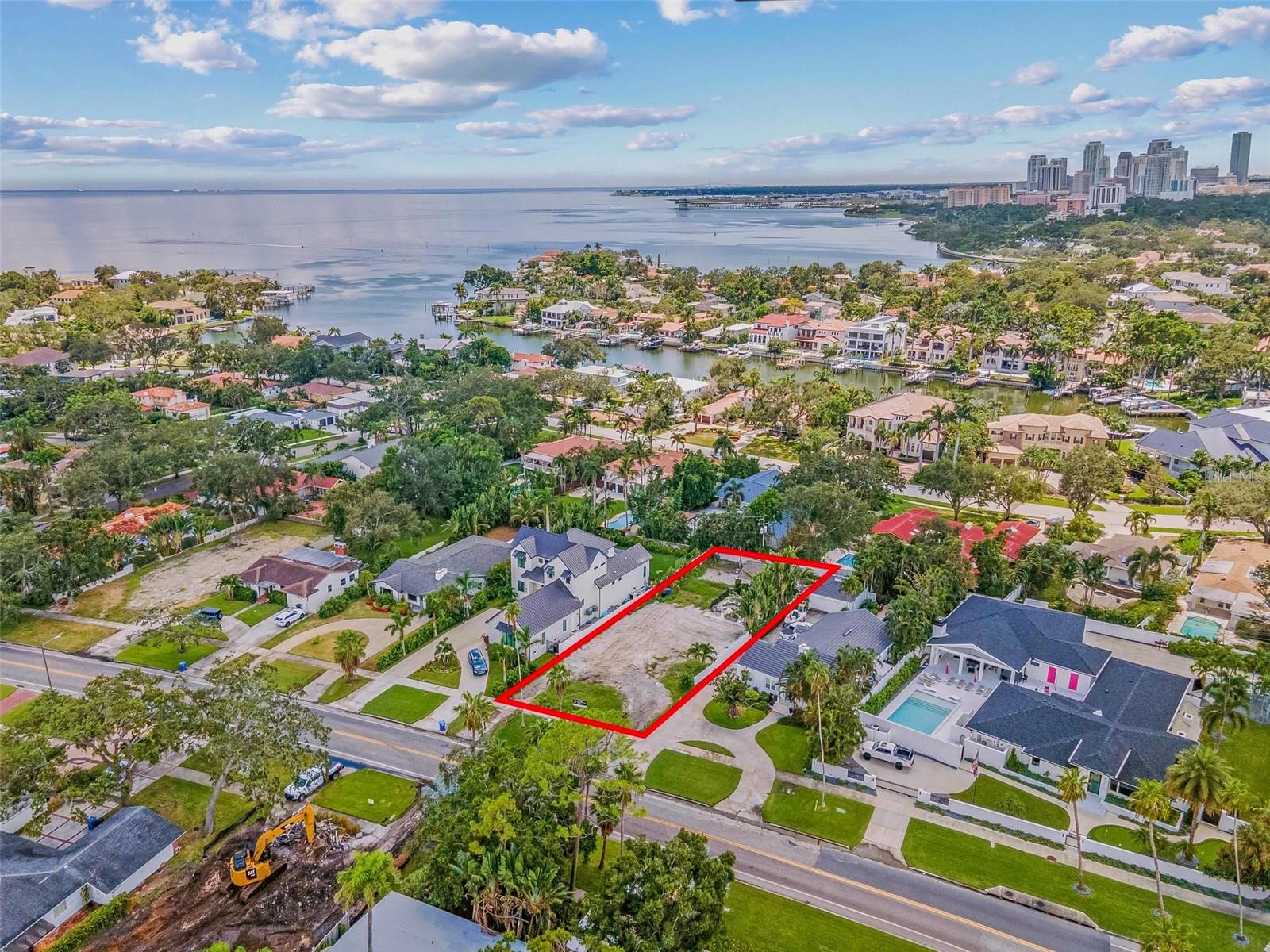 Image 6 of 15 For 827 Snell Isle Boulevard Ne