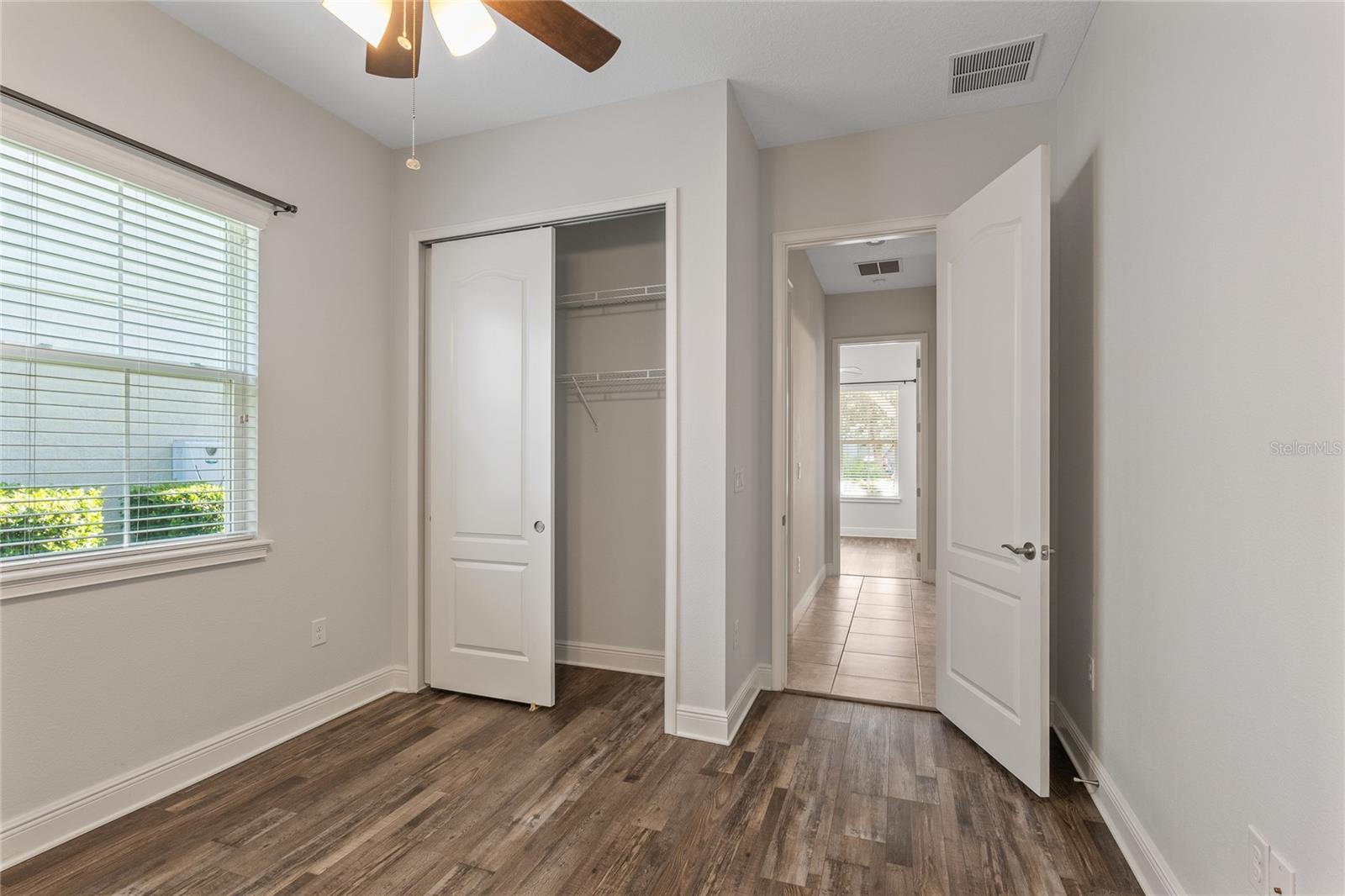 Image 21 of 31 For 2460 Promenade Drive
