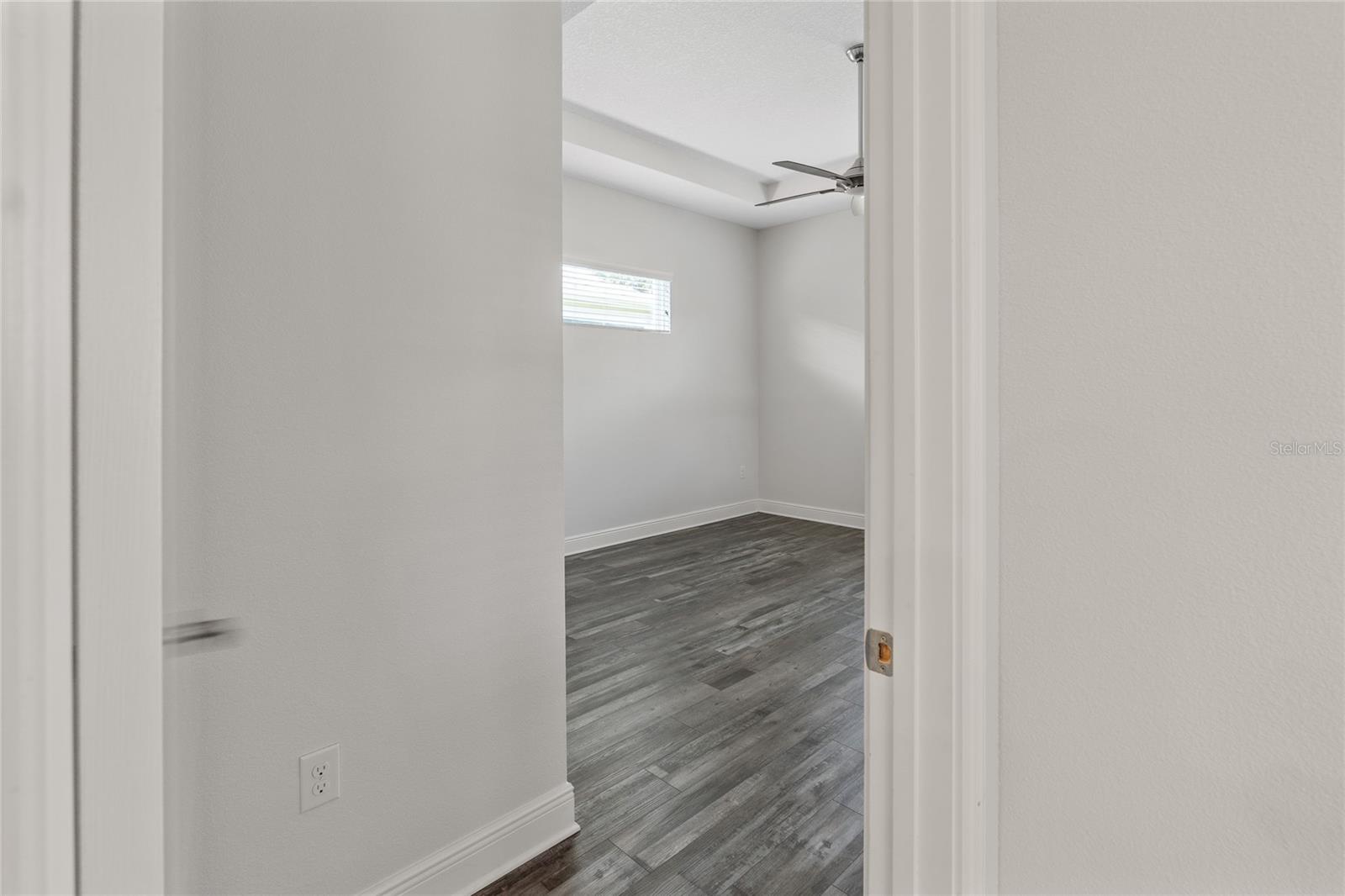 Image 9 of 31 For 2460 Promenade Drive