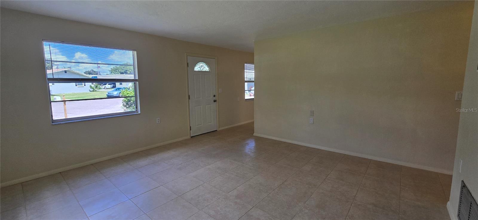 Image 12 of 58 For 3404 Dahlia Place