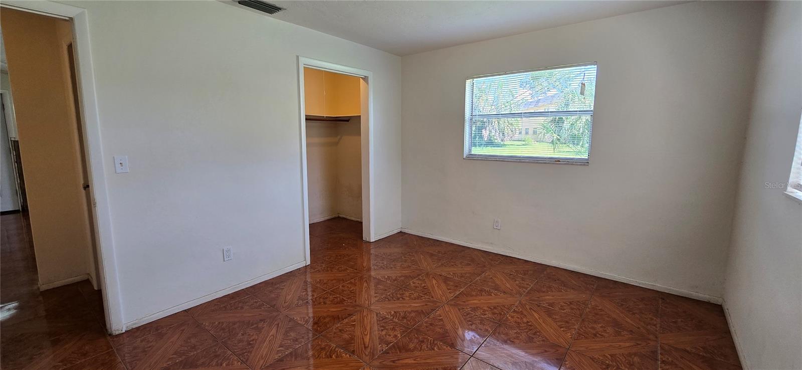 Image 42 of 58 For 3404 Dahlia Place