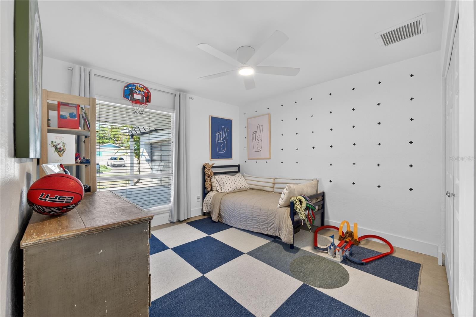 Image 17 of 42 For 4091 13th Way Ne