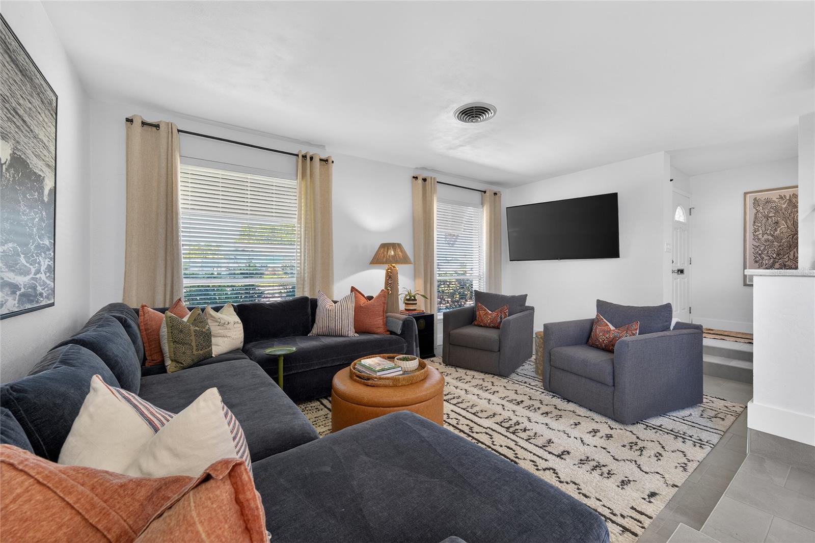 Image 4 of 42 For 4091 13th Way Ne