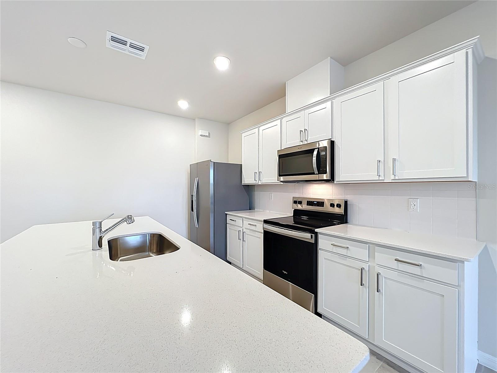 Image 11 of 49 For 6322 Tabebuia Parkway