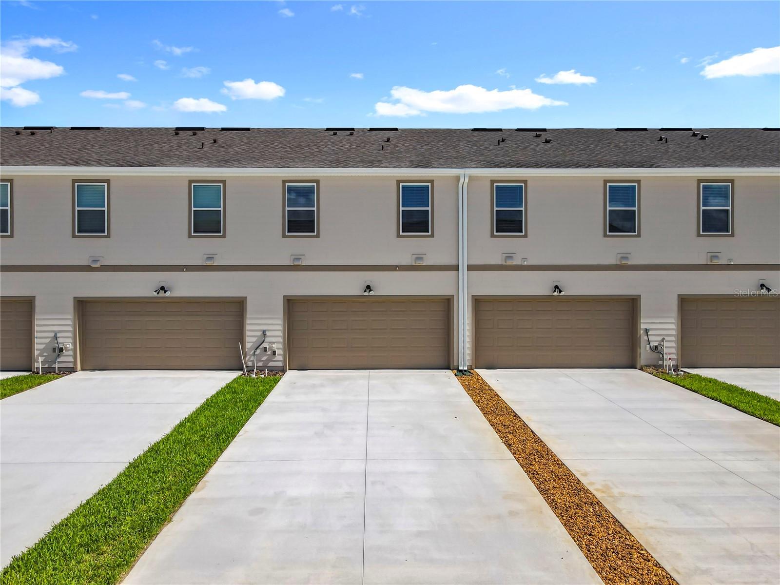 Image 2 of 49 For 6322 Tabebuia Parkway