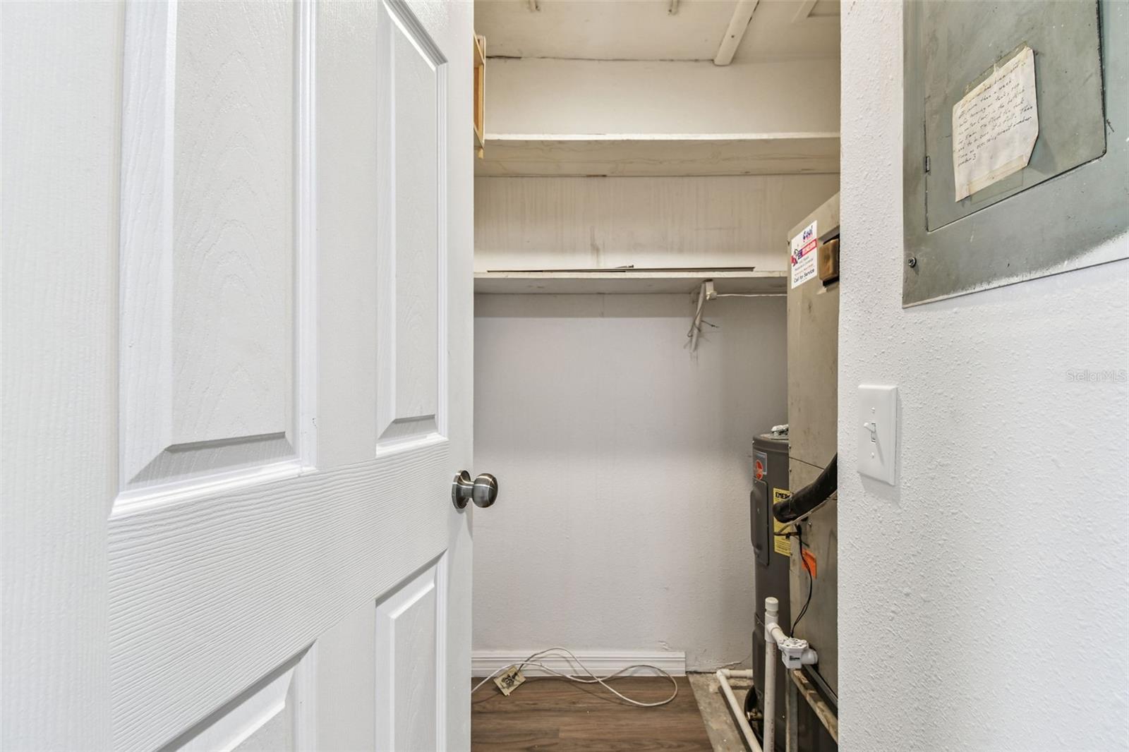 Image 23 of 85 For 9115 Tudor Drive E106