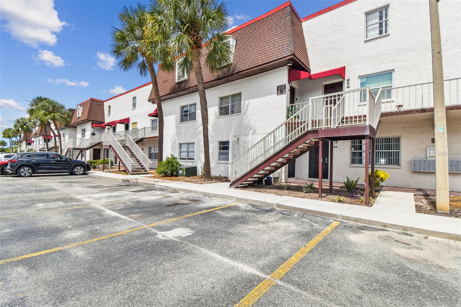 Image 36 of 85 For 9115 Tudor Drive E106