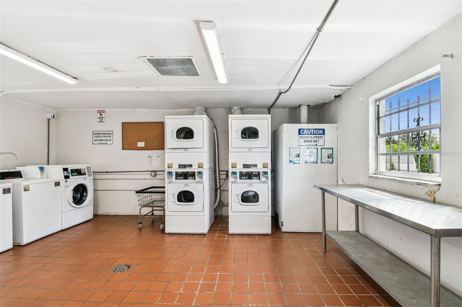 Image 53 of 85 For 9115 Tudor Drive E106