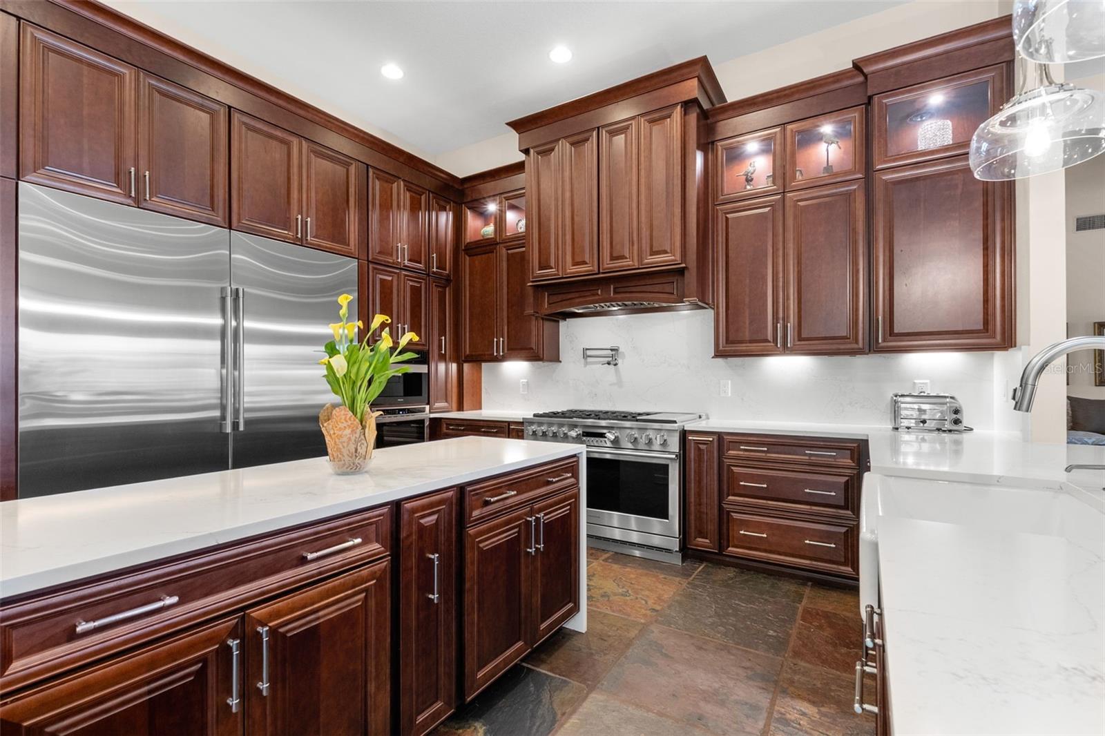 Listing photo id 21 for 211 Rue Des Chateaux