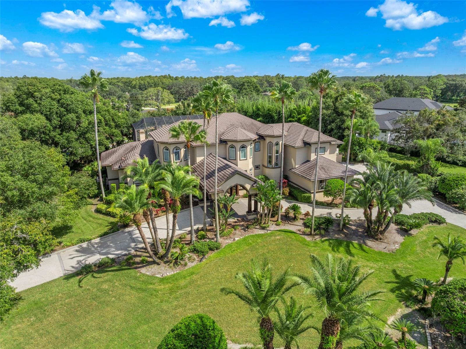 Listing photo id 1 for 211 Rue Des Chateaux