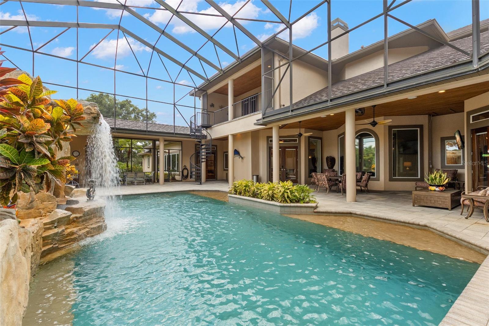 Listing photo id 31 for 211 Rue Des Chateaux