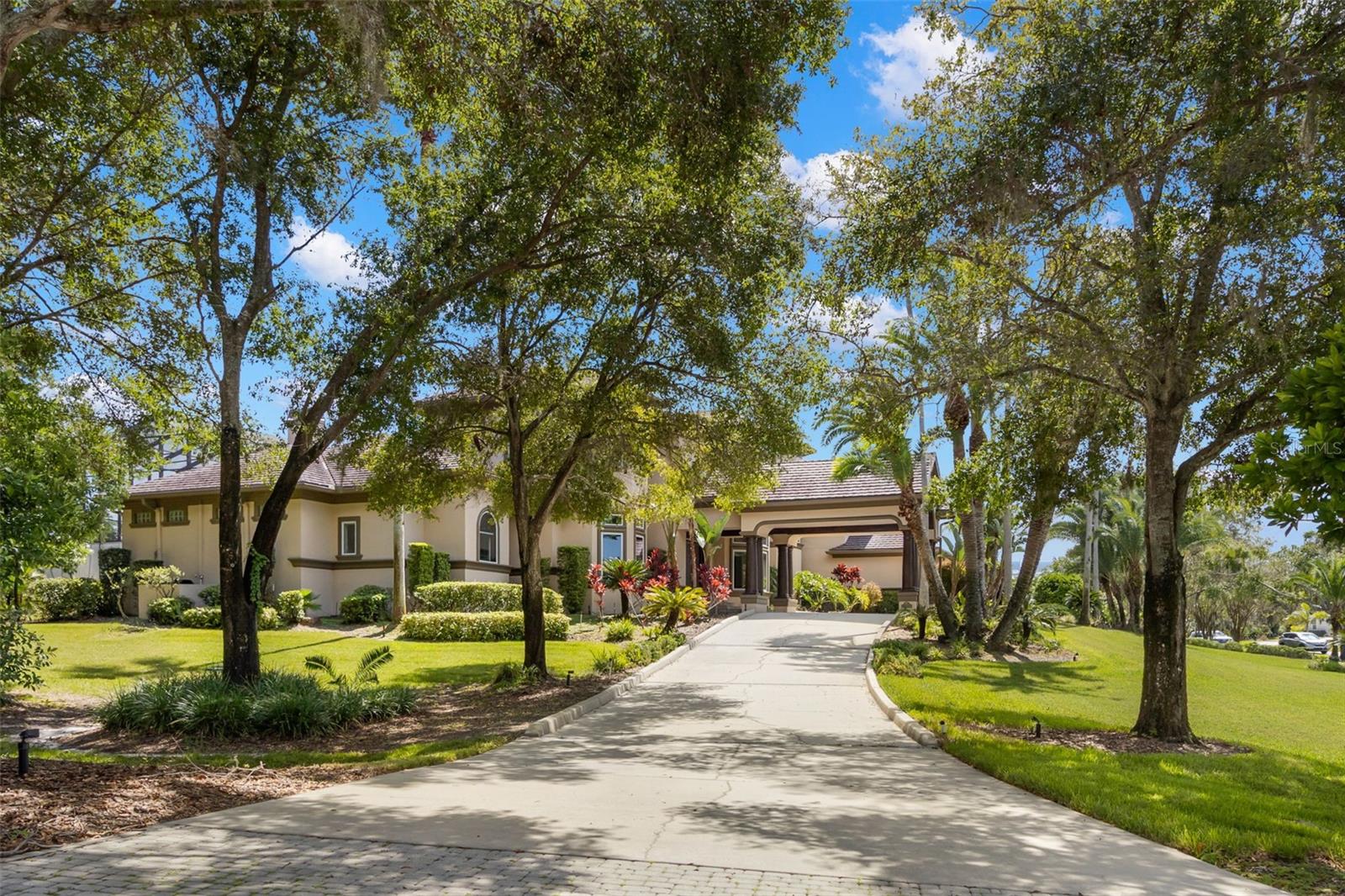 Listing photo id 2 for 211 Rue Des Chateaux