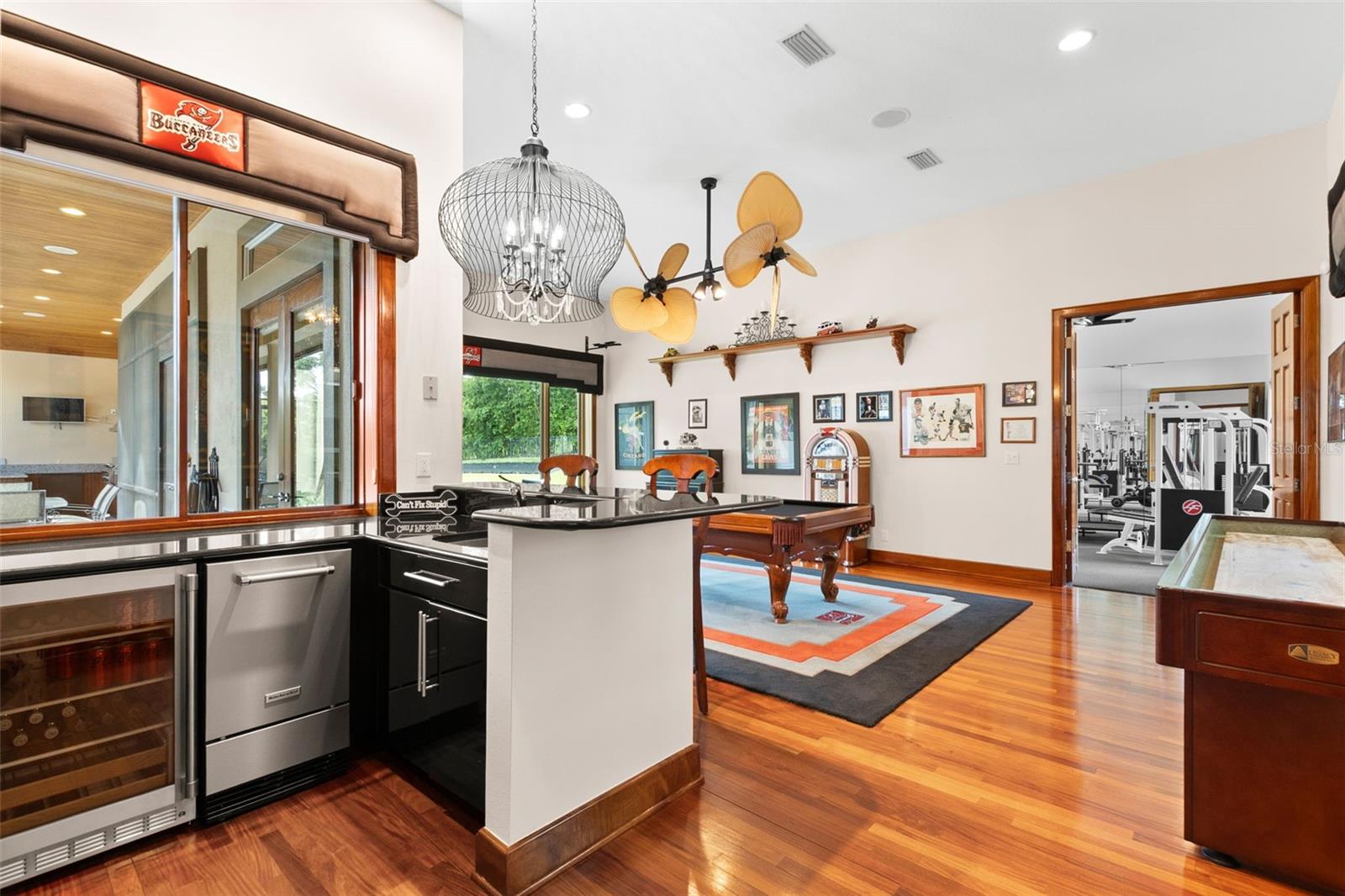 Listing photo id 43 for 211 Rue Des Chateaux