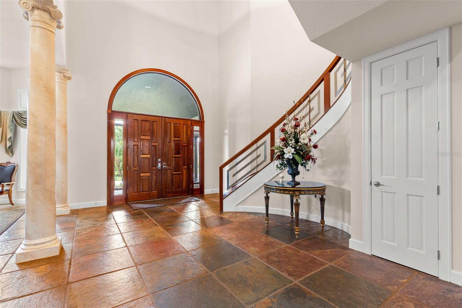 Listing photo id 7 for 211 Rue Des Chateaux